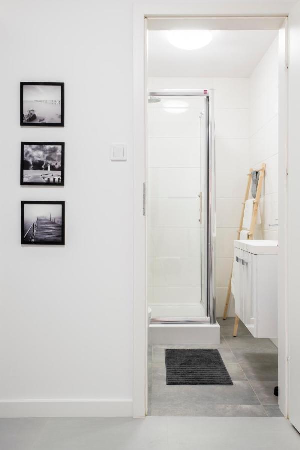 Cristine Apartment Варшава Экстерьер фото