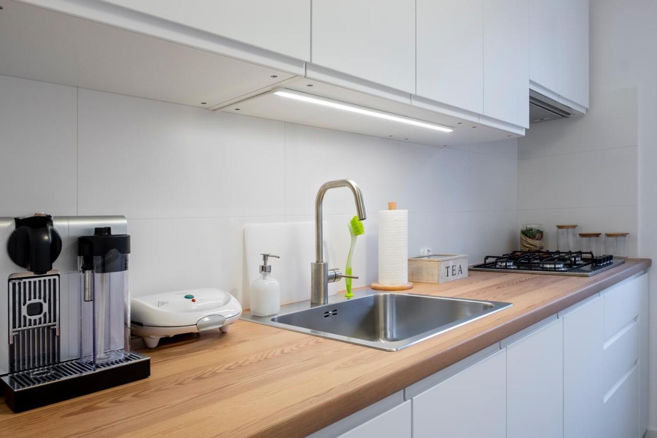 Cristine Apartment Варшава Экстерьер фото